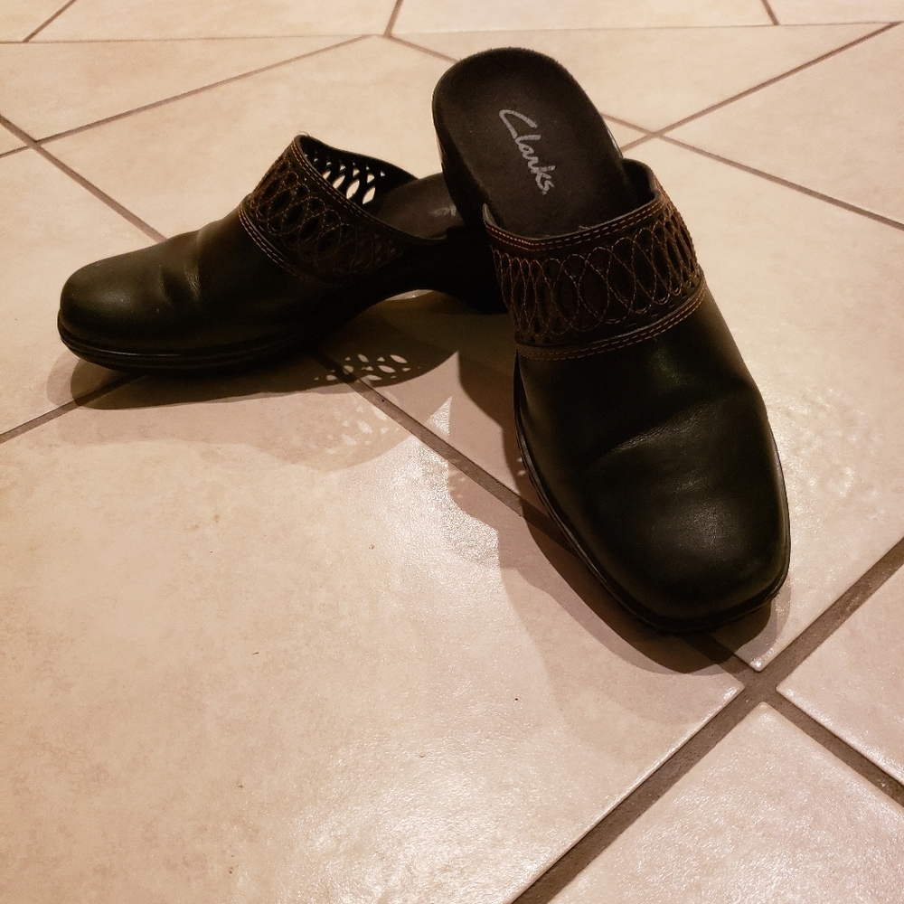 Clark Mules - Picture 4 of 6